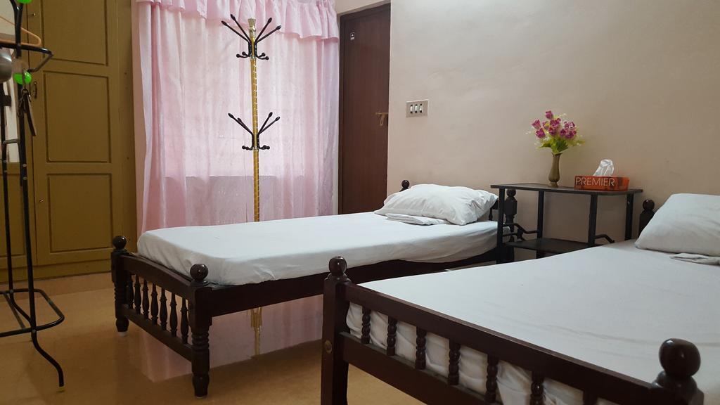 Valiyathayil Home Stay Kochi Zewnętrze zdjęcie