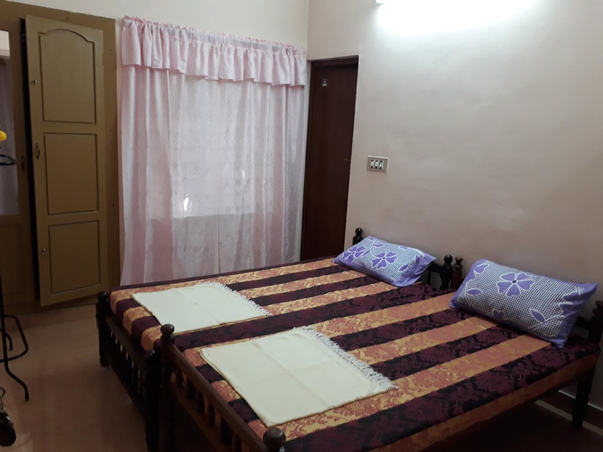 Valiyathayil Home Stay Kochi Zewnętrze zdjęcie